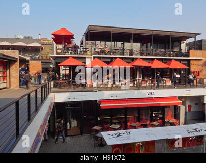 Chile, Santiago, Barrio Bellavista, Blick auf den Patio Bellavista. Stockfoto