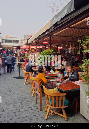 Chile, Santiago, Barrio Bellavista, Blick auf den Patio Bellavista. Stockfoto