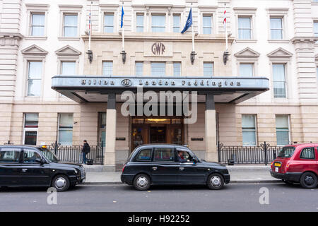 Eingang zum The Hilton London Paddington, ehemals Great Western Royal Hotels, London, UK Stockfoto