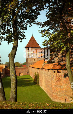 Die mittelalterliche Burg in Malbork nördlichen Polen stehen auf dem Fluss Nogat, erbaut von den Rittern des Deutschen Ordens im Jahre 1275 Stockfoto