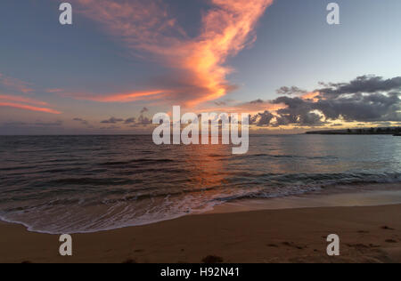 Sunrise Beach auf der North Shore von Oahu Hawaii Stockfoto