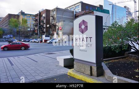 Den Luxus Hyatt Regency Hotel Montreal befindet sich in der Complexe Desjardins Stockfoto