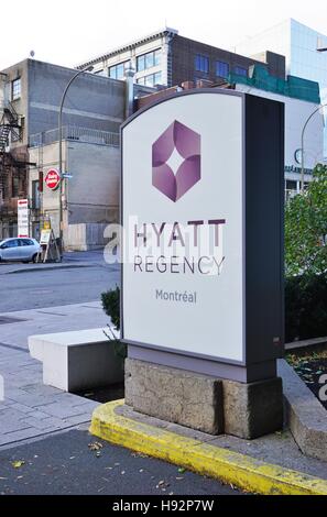 Den Luxus Hyatt Regency Hotel Montreal befindet sich in der Complexe Desjardins Stockfoto