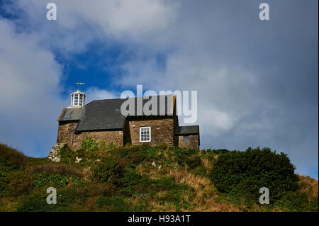 Aus dem 1321 die Kapelle wurde als ein Ort der Anbetung für die Menschen in Ilfracombe Leben und arbeiten rund um den Hafen gebaut. Stockfoto