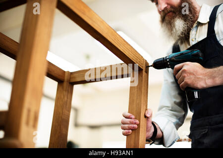 Tischler Craftmanship Zimmerei Handwerk Holz Workshop-Konzept Stockfoto