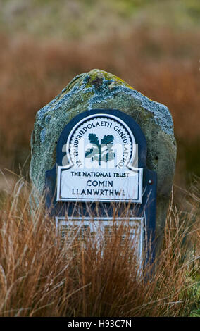 Ein National Trust-Schild am Llanwrthwl gemeinsamen Powys-Mid-Wales Stockfoto