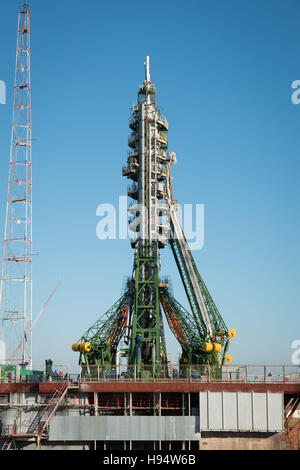 Die russische Sojus-Rakete und Sojus MS-03 Raumschiff sitzt auf dem Kosmodrom Baikonur Launch Pad in Vorbereitung auf die Mission der NASA internationale Raumstation Expedition 50-51 14. November 2016 in Baikonur, Kasachstan. Stockfoto