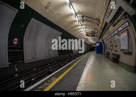 London, UK. 12. November 2016. U-Bahn-Station Paddington in London, England, 12. November 2016. Foto: Wolfram Kastl/Dpa/Alamy Live-Nachrichten Stockfoto