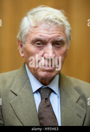 Legendären Fotografen, Don McCullin, in London, Fotowettbewerb zu beurteilen. Stockfoto