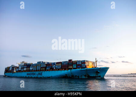 Miami Beach Florida, Maersk Line, Frachtschiff, Ankunft, Hafen von Miami, Atlantischer Ozean, Eintritt in Government Cut, FL161113007 Stockfoto