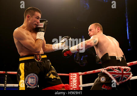 George Groves gegen Eduard Gutknecht in der SSE-Arena Wembley, London. Stockfoto