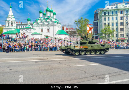 Der Hauptkampf Dritterzeugung Panzer t-90 Wladimir auf der Parade Stockfoto