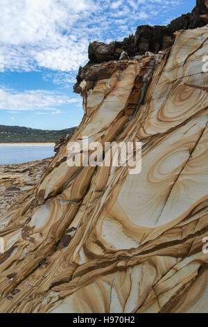 Sandsteinformation bei Maitland Bay, Bouddi Nationalpark, New South Wales - Australia Stockfoto