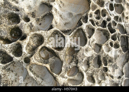 Sandsteinformation bei Maitland Bay, Bouddi Nationalpark, New South Wales - Australia Stockfoto