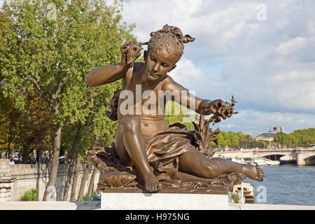 Brücke von Alexandre III in Paris, Frankreich Stockfoto