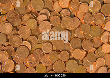 Haufen von Euro-Cent-Münzen Stockfoto