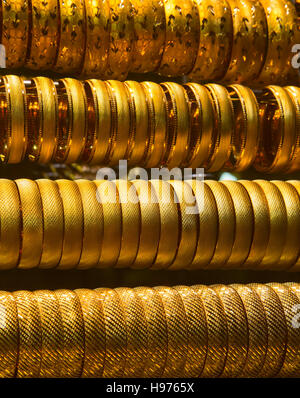 Gold auf der berühmten Gold Souk in Dubai Stockfoto