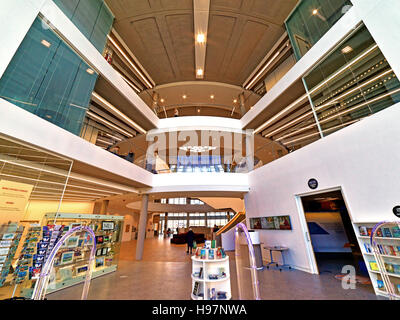 South Shields super neue Bibliothek Eingangshalle Stockfoto