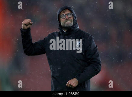 Liverpools Trainer Jürgen Klopp reagiert nach dem Schlusspfiff in der Premier League match an Str. Marys Stadium, Southampton. Stockfoto