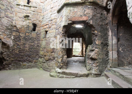 Allgemeine Ansichten von Dirleton Castle, East Lothian, Schottland genommen am späten Nachmittag eine herbstliche, bewölkten Tag im Jahr 2016. Stockfoto