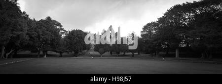 Allgemeine Ansichten von Dirleton Castle, East Lothian, Schottland genommen am späten Nachmittag eine herbstliche, bewölkten Tag im Jahr 2016. Stockfoto