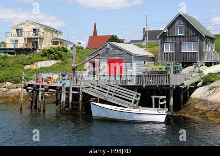 Waterfront-Hütten und Häuser in der Fischerei Dorf von Peggys Cove in Nova Scotia, Kanada. Stockfoto