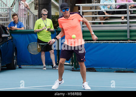 Delray Beach, FL, USA. 19. November 2016. Carson Kressley bei Chris Evert pro-Promi Tennis Classic in Delray Beach FL 29. November 2016 Credit: Foto Zugang/Alamy Live-Nachrichten Stockfoto