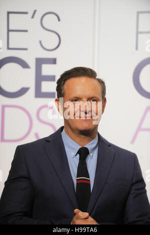 Mark Burnett besucht der Menschen Choice Awards Nominierungen Pressekonferenz im The Paley Center for Media am 15. November 2016 in Beverly Hills, Kalifornien. Stockfoto