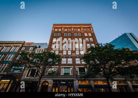 Gebäude in der Newbury Street, in Back Bay in Boston, Massachusetts. Stockfoto