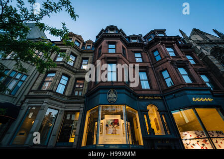 Gebäude in der Newbury Street, in Back Bay in Boston, Massachusetts. Stockfoto