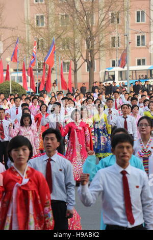 Masse Tanz in zentrale Pyongyang Stockfoto