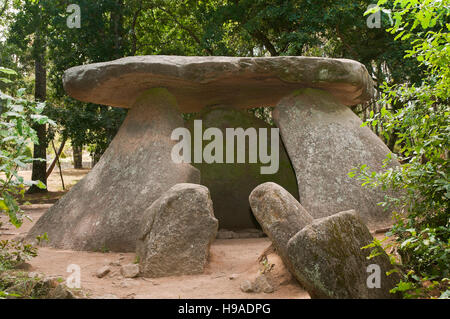 Dolmen von Axeitos (3600-4000 v. Chr.), Oleiros - Riveira, Coruña Provinz, Region Galicien, Spanien, Europa Stockfoto