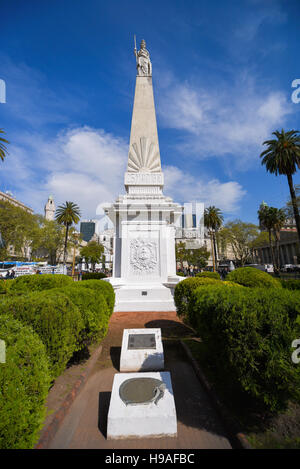 Pyramid kann an der Plaza de Mayo entfernt, ist das älteste National Monument in der Stadt. Stockfoto