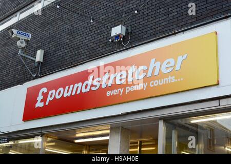 Poundstretcher Zeichen Stockfoto