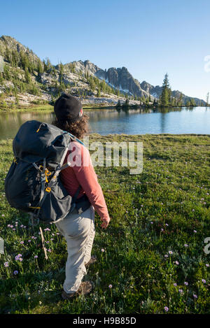 Die Aussicht in Oregon Wallowa Mountains Backpacker. Stockfoto