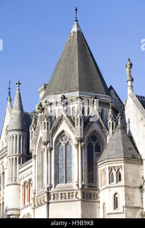 Abstrakte Ansicht der königlichen Justiz Gerichte in London Stockfoto