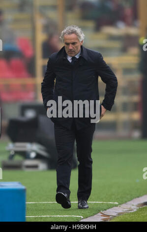 Bologna, Italien. 20. November 2016. Roberto Donadoni (Bologna) Fußball: Italienische "Serie A" match zwischen Bologna FC 3-1 US Palermo im Stadio Renato Dall'Ara in Bologna, Italien. © Maurizio Borsari/AFLO/Alamy Live-Nachrichten Stockfoto