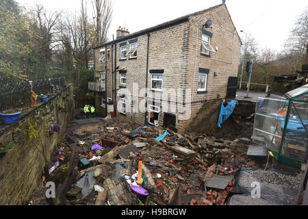 Manchester, UK. 22. November 2016. Die Rückseite der Flut beschädigt Eigenschaften in Stalybridge, Tameside, größere Manchester, UK, 22. November 2016 (C) Barbara Koch/Alamy Live News Stockfoto