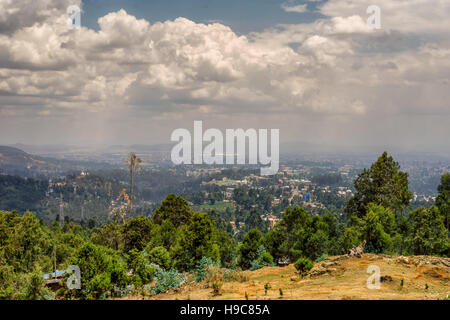 Blick auf die Landschaft rund um Addis Abeba aus Mount Entoto Stockfoto