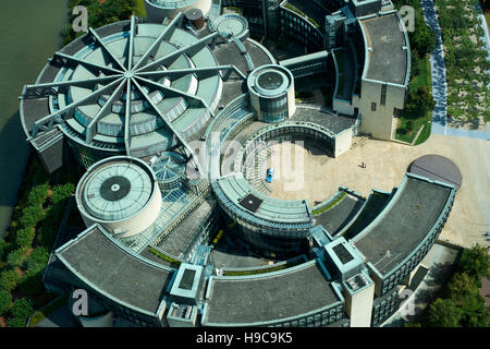 Der Landtag Nordrhein-Westfalen Gebäude aus der Rheintrum-Turm, Düsseldorf, Deutschland Stockfoto