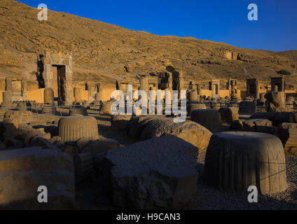 Thronsaal oder Zimmer der hundert Spalten in Persepolis, Fars Provinz, Marvdasht, Iran Stockfoto