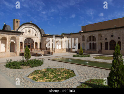 Hof des historischen Hauses Tabatabei, Isfahan Provinz, Kashan, Iran Stockfoto