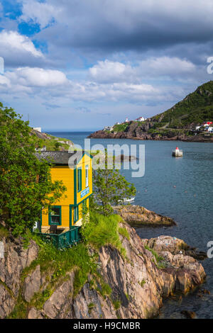 Die Hafeneinfahrt und Fort Amherst aus der Batterie, St. John's, Neufundland und Labrador, Kanada. Stockfoto