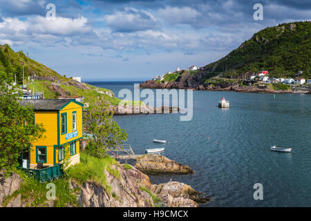 Die Hafeneinfahrt und Fort Amherst aus der Batterie, St. John's, Neufundland und Labrador, Kanada. Stockfoto