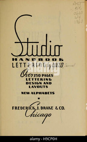 Studio-Handbuch Schriftzug über 250 Seiten, Schriftzug, Design und Layout, neue Alphabete Stockfoto