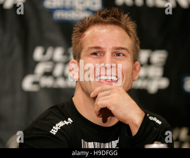 Sean Sherk auf einer Pressekonferenz bei der Ultimate Fighting Championships (UFC) 64 im Mandalay Bay Events Center in Las Vegas, Nevada auf Samstag, 14. Oktober 2006. Bildnachweis: Francis Specker Stockfoto