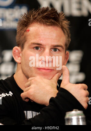 Sean Sherk auf einer Pressekonferenz bei der Ultimate Fighting Championships (UFC) 64 im Mandalay Bay Events Center in Las Vegas, Nevada auf Samstag, 14. Oktober 2006. Bildnachweis: Francis Specker Stockfoto