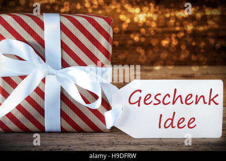 Atmosphärische Weihnachtsgeschenk mit Label bedeutet meistverkauftes Idee Geschenkidee Stockfoto