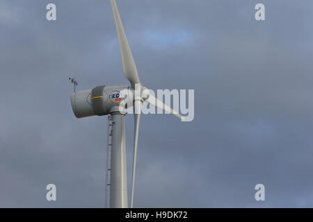 Windkraftanlagen an der Küste am Hafen von Shoreham. 21. November 2016. Stockfoto