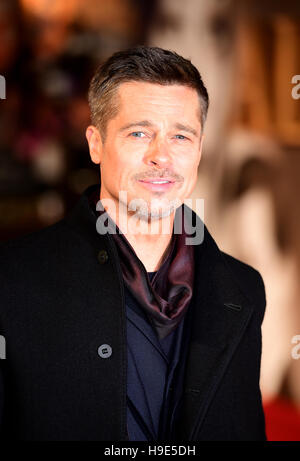 Brad Pitt an die "Alliierten" UK Premiere im Odeon Leicester Square, London. PRESSEVERBAND Foto. Bild Datum: Montag, 21. November 2016. Bildnachweis sollte lauten: Ian West/PA Wire. Stockfoto